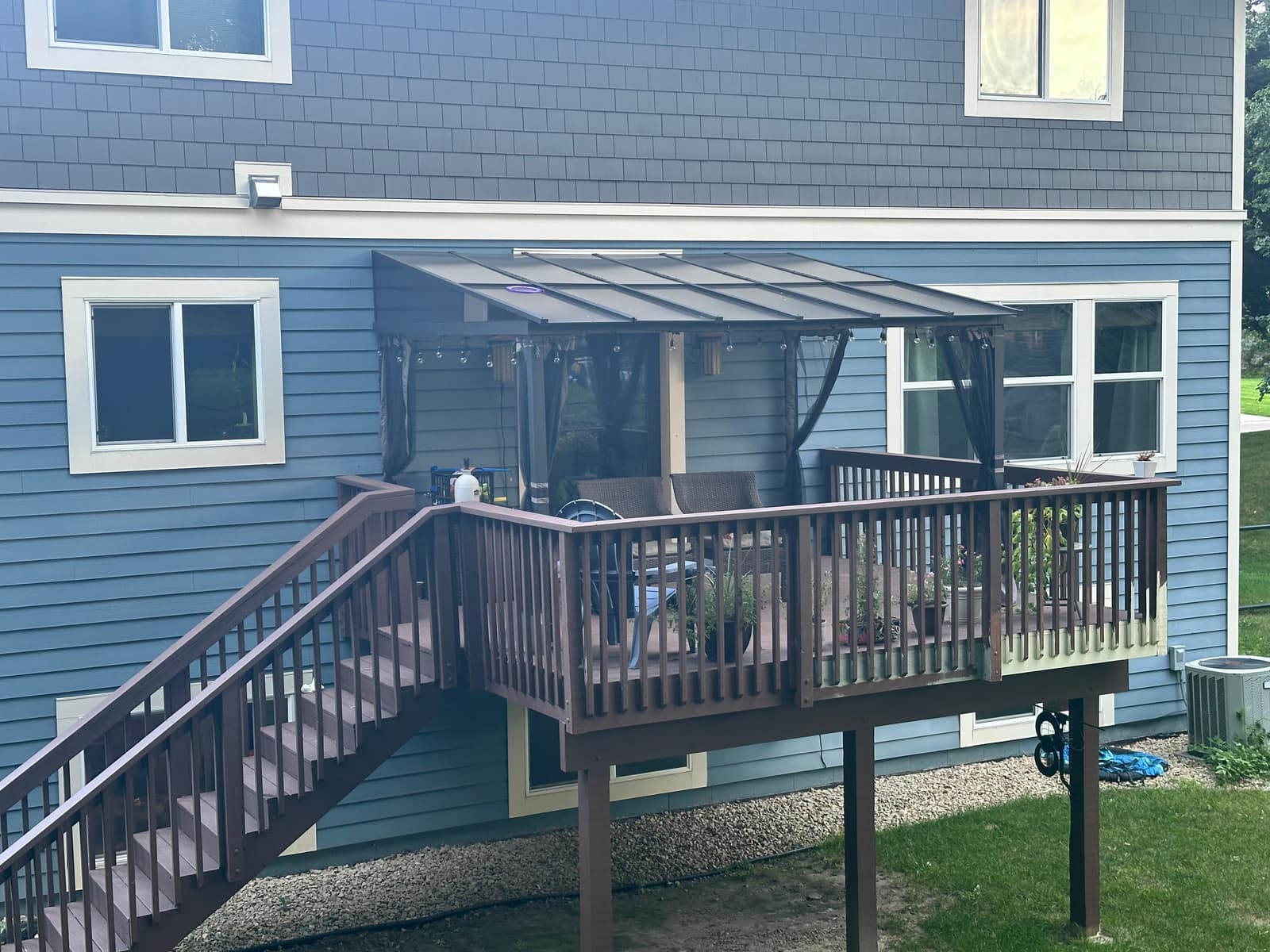 Slanted Roof Gazebo / Pergola